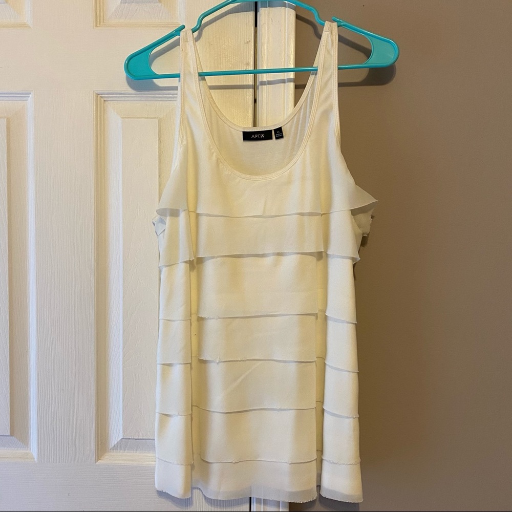 Apt 9 xl white sleeveless shirt